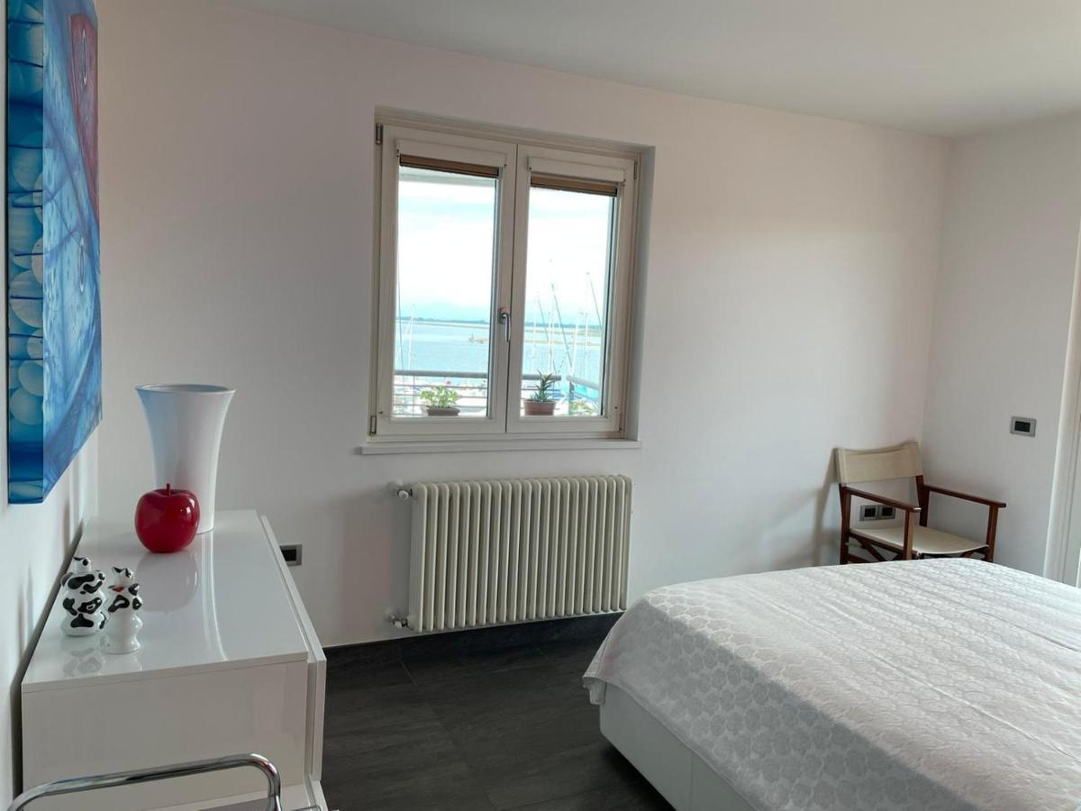 Costa Azzurra Apartment Grado Exterior photo