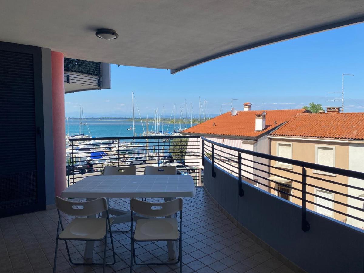 Costa Azzurra Apartment Grado Exterior photo